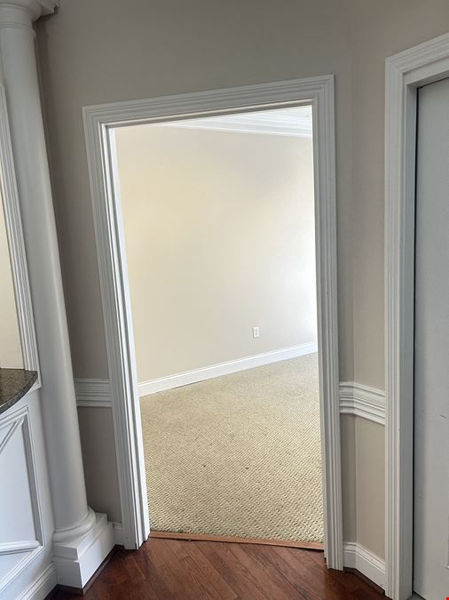 1300 Clear Springs Trace Unit #3