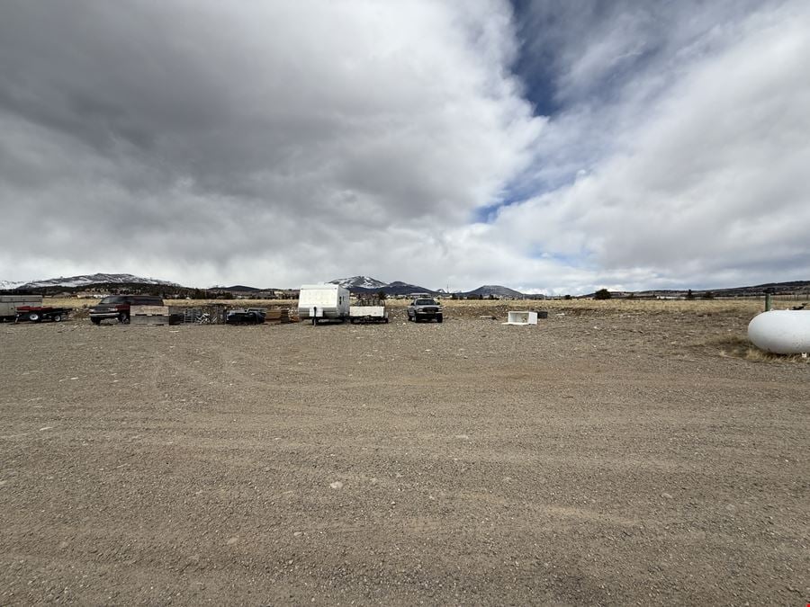 100 Platte Dr #2 & #17
