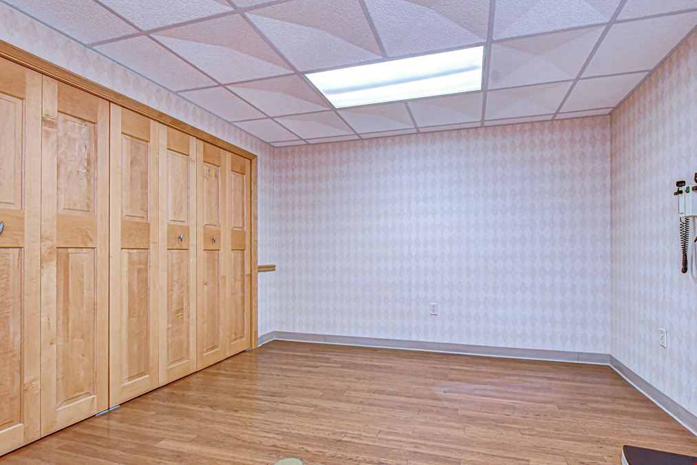 Habana Professional Suites,  Unit#401