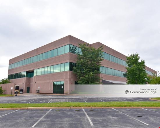 Preview of Office space for Rent at 13900 Riverport Drive