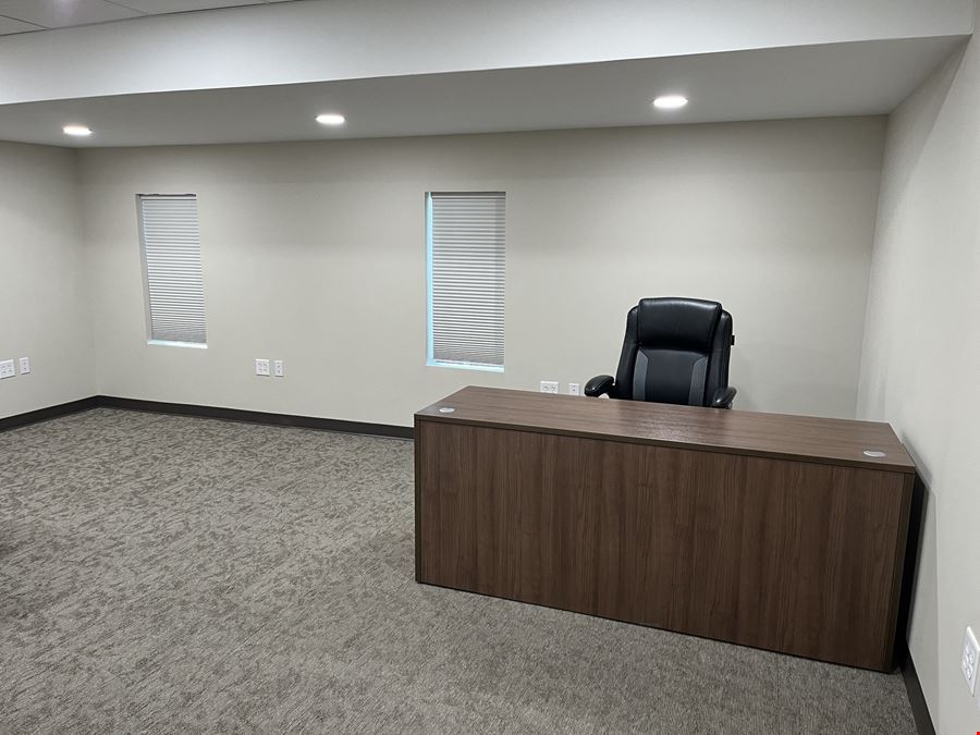 1427 Thomas Drive - Suite 7