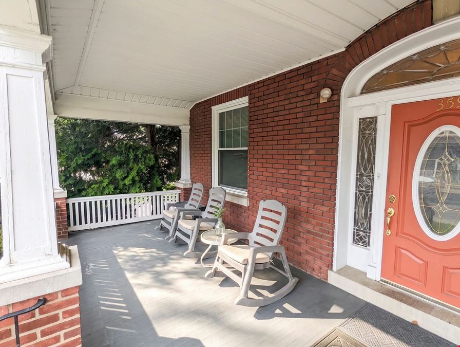 Established 17 Room Boarding House