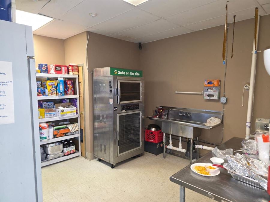 5820-5834 Lee Road South