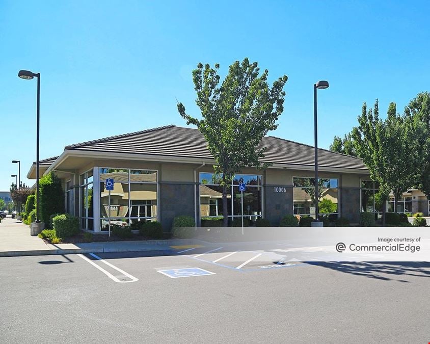 Blue Oaks Plaza