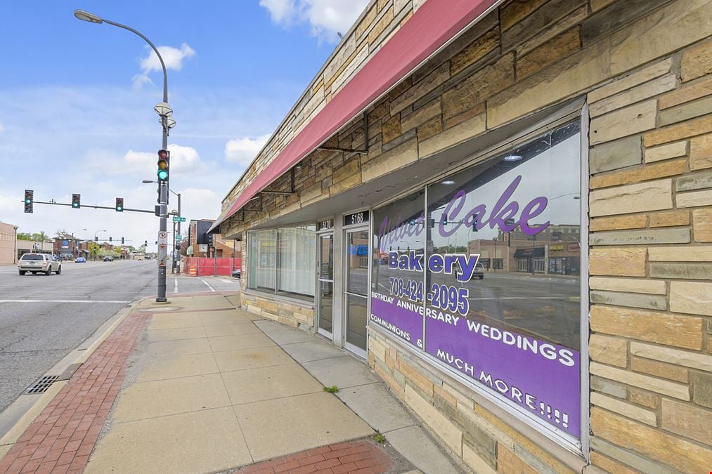 Downtown Oak Lawn Multi-Tenant Retail (3,734 SF – 3 Stores)