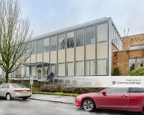 401 Northeast 19th Avenue