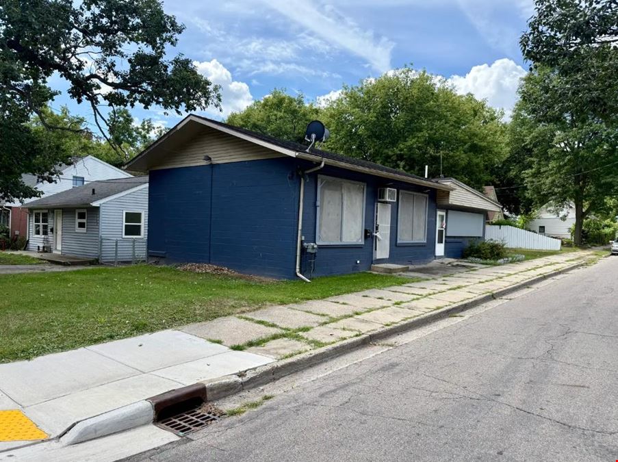 Neighborhood Commercial Building