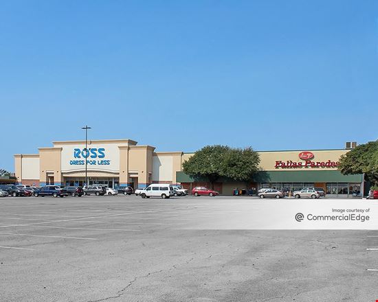 Preview of Retail space for Rent at 655 West Illinois Avenue