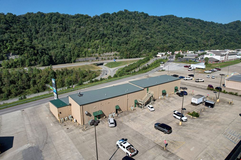 Oaks Plaza