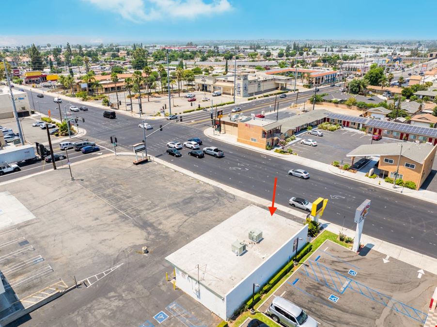 Freestanding Retail Building for Sale in the City of Corona