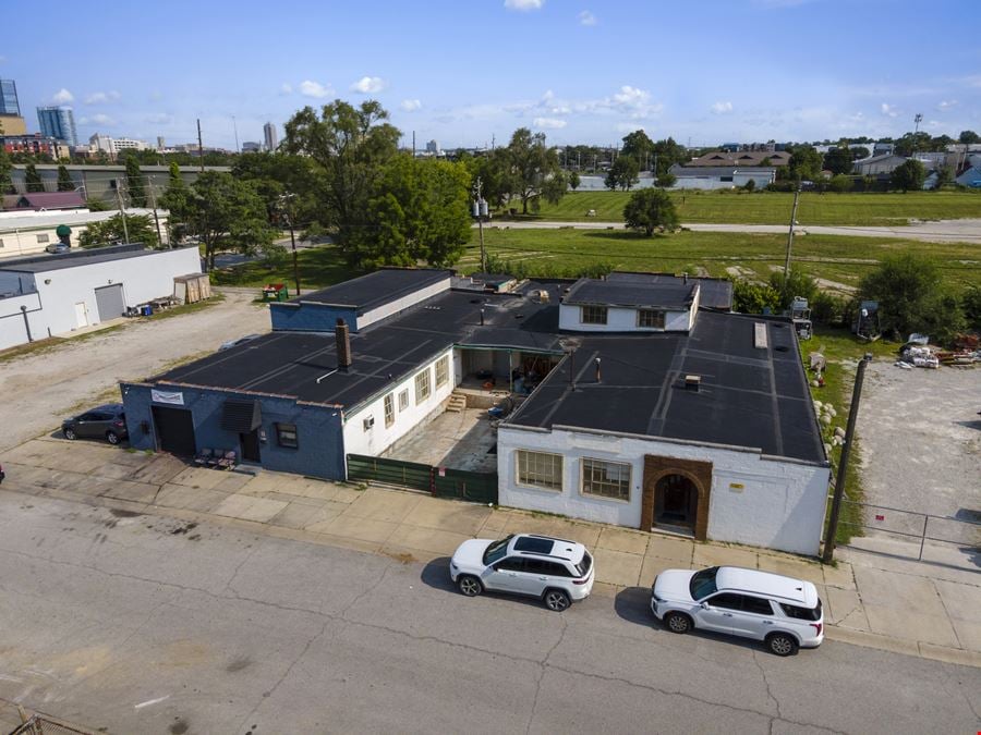 +/- 9,200 SF Flex Industrial Facility on 0.83 Acres | I-2 Zoning