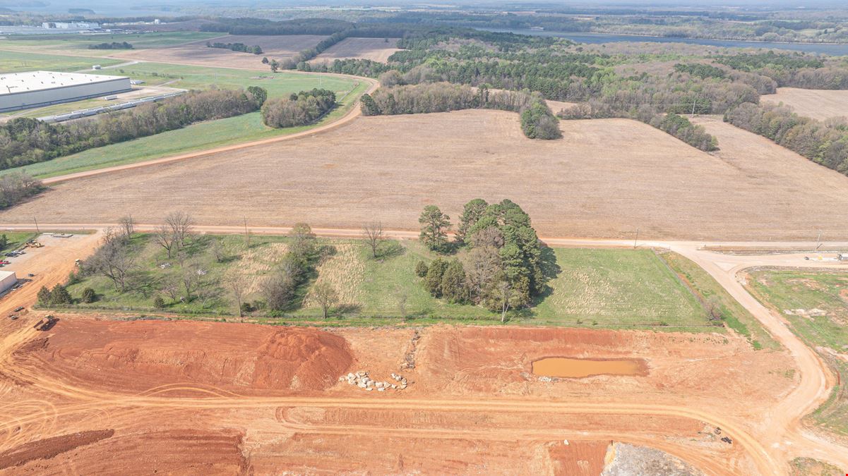 6.65 Acres next to Hadrian Facility - Cherokee