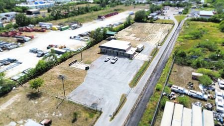 Preview of Industrial space for Rent at 450 Cox Rd