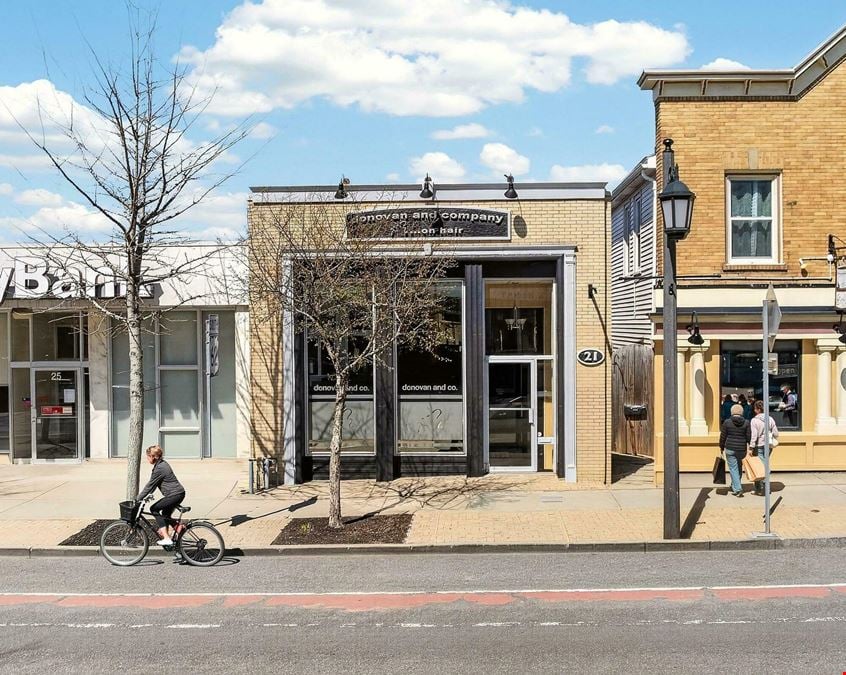 21 Main St