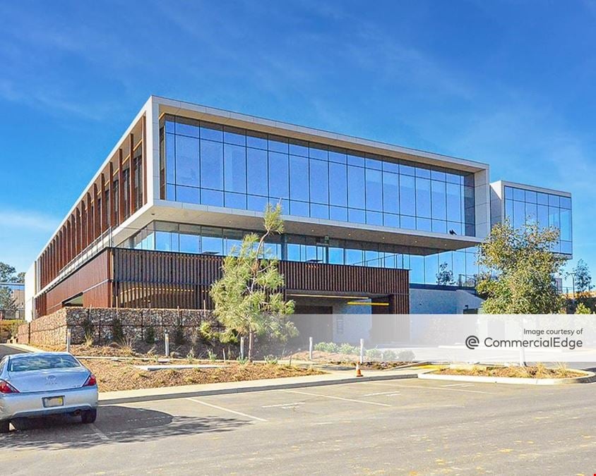One Alexandria Square - B5