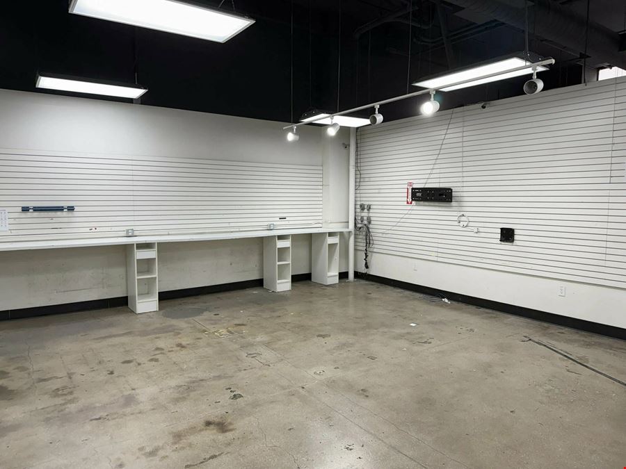 1531 Stout St Retail / Office