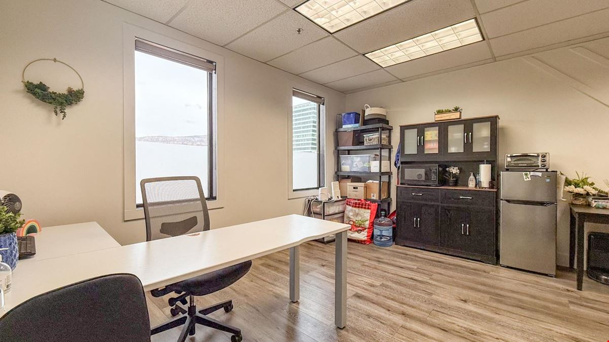 Sublease office space in Richter Place - Downtown 