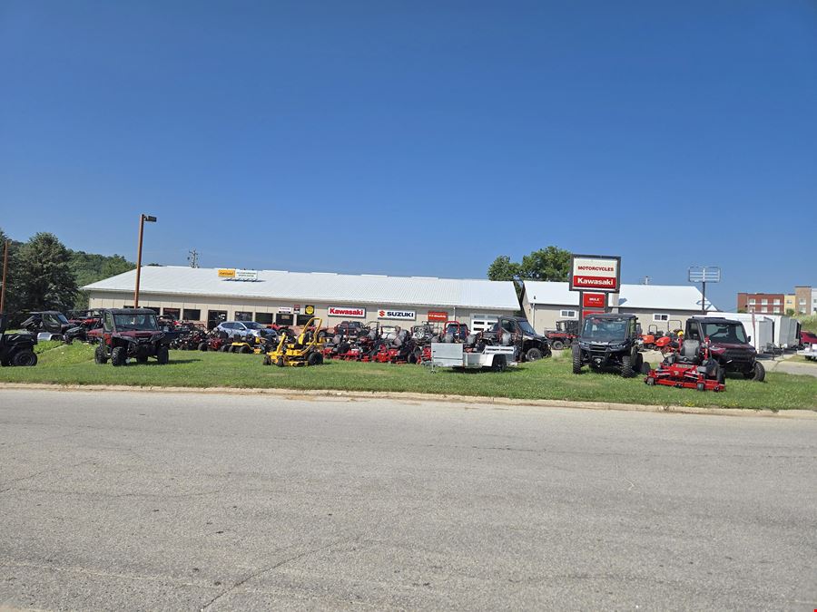 1001 Short St, Out Of State, IA, 52101