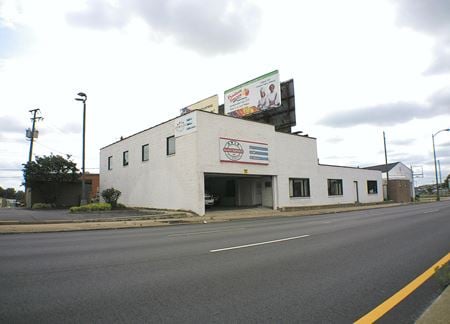 Preview of commercial space at 2007 -2009 Chamberlayne Ave
