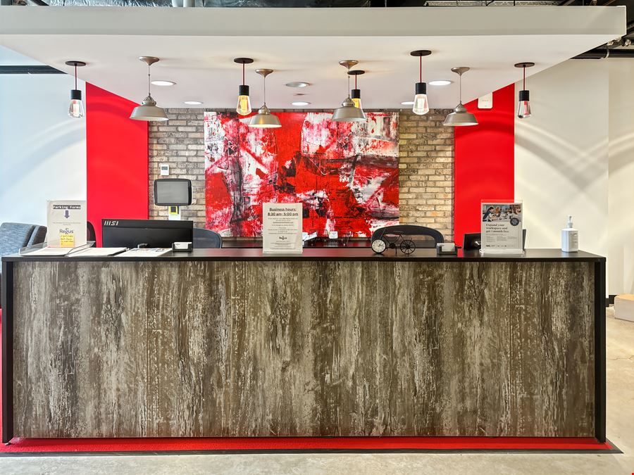 Regus - Charlestown - Schraffts Center