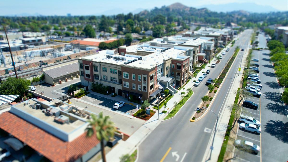 Citron Riverside