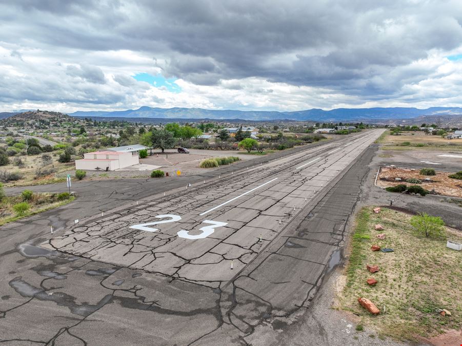 Arizona Hangar Home