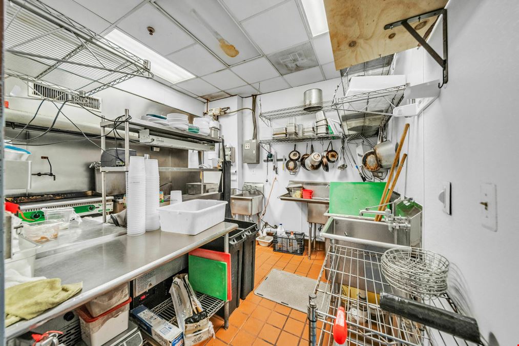 Second Generation Restaurant Space for Lease!