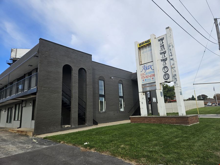 Roberts Road Move-In-Ready Spaces in Mixed-Use Building