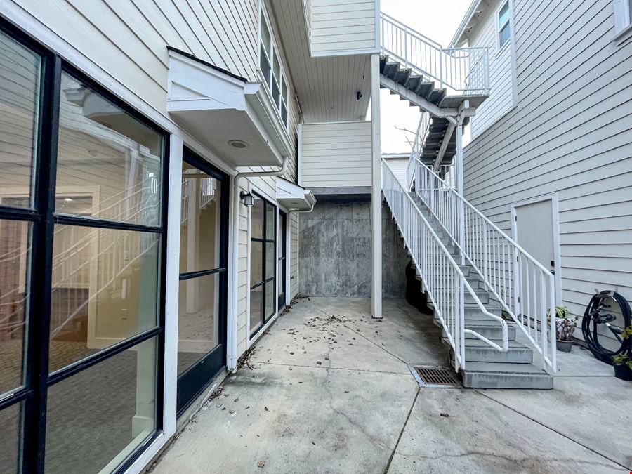 10056 Orange Ave
