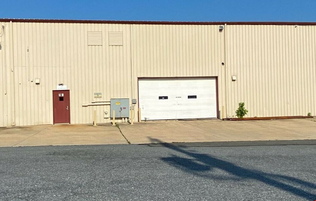 78 W Main St