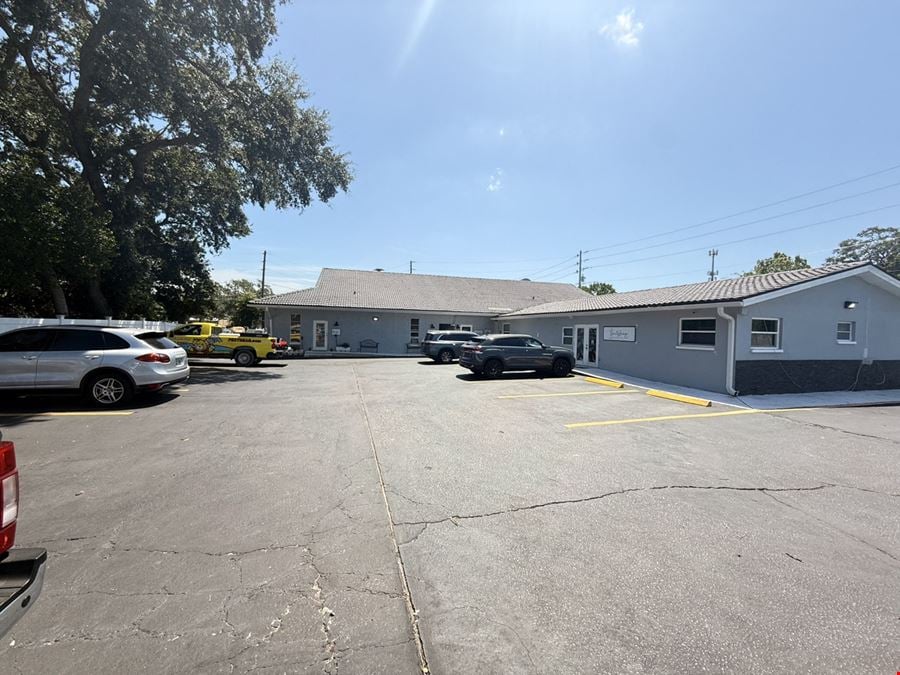  Newly Remodeled Executive Offices | 1–3 Person Suites | Palm Harbor
