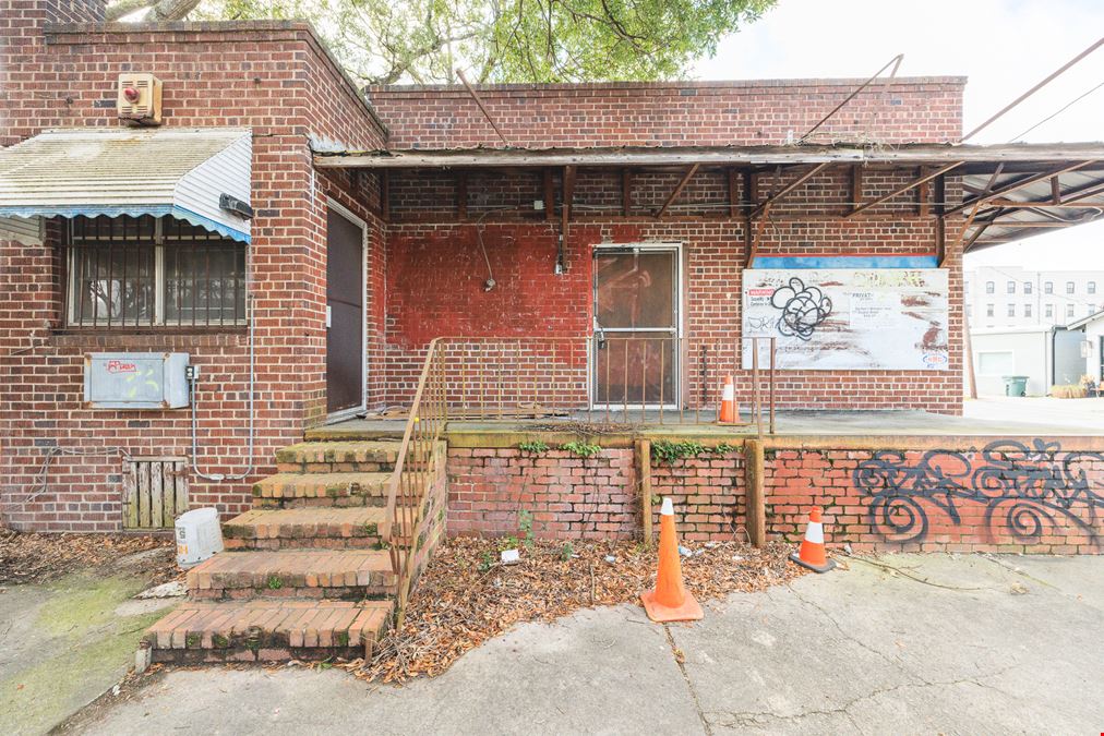 Starland District Restaurant Opportunity