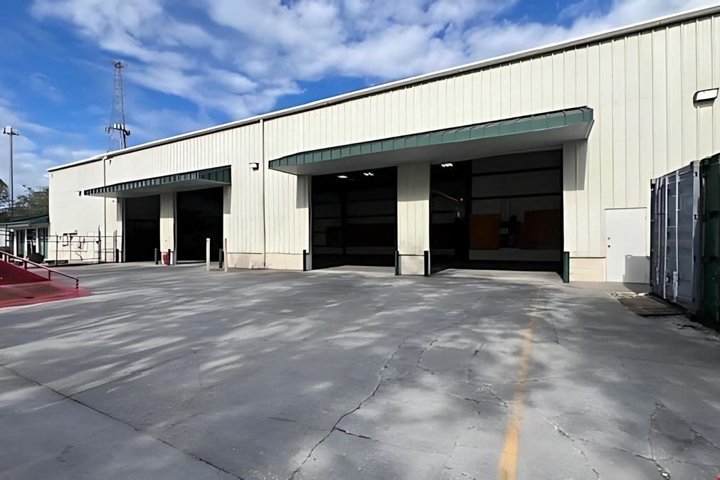 Rare Flex Industrial Opportunity for Single Tenant