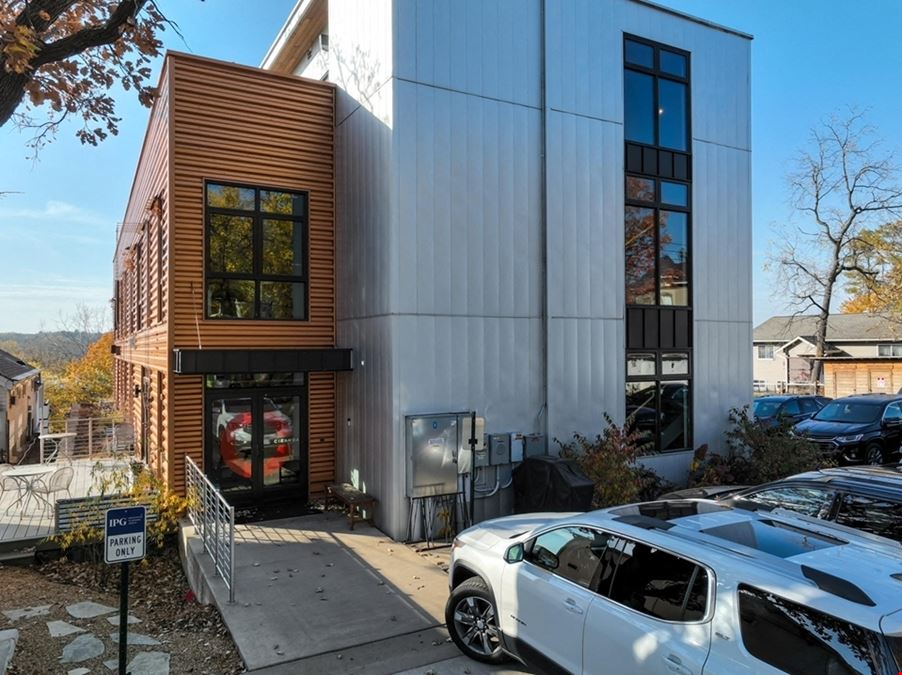 708 2nd St