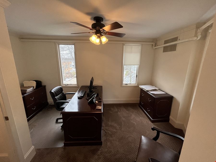 Furnished 2nd Floor Office Suite