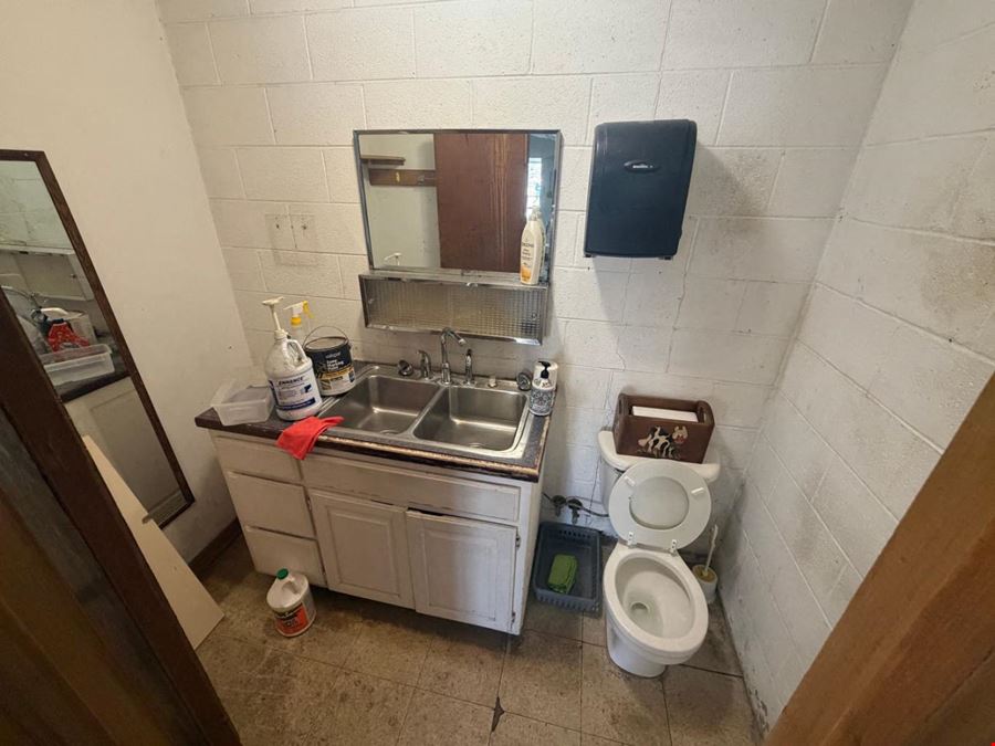 4148 S 25th West Ave - RedFork Cleaners - Industrial