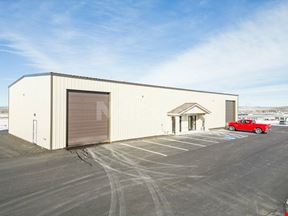 Nice Retail/Flex Warehouse w/ I-15 Visibility