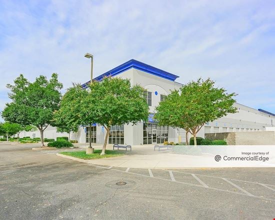 Preview of Industrial space for Rent at 8845 Washington Blvd