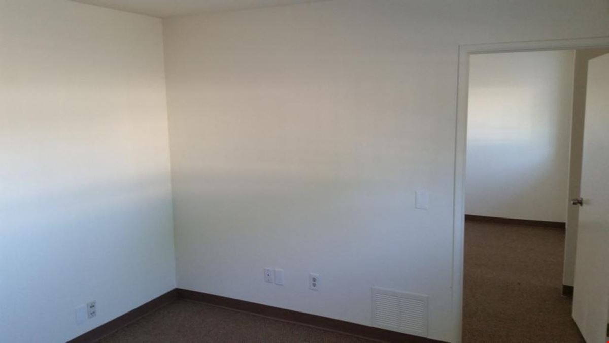 Single Tenant Manufacturing/Warehouse Property