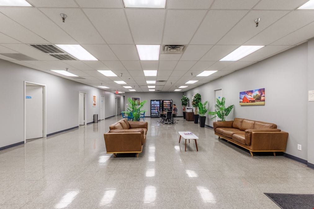 ReadySpaces Farmers Branch