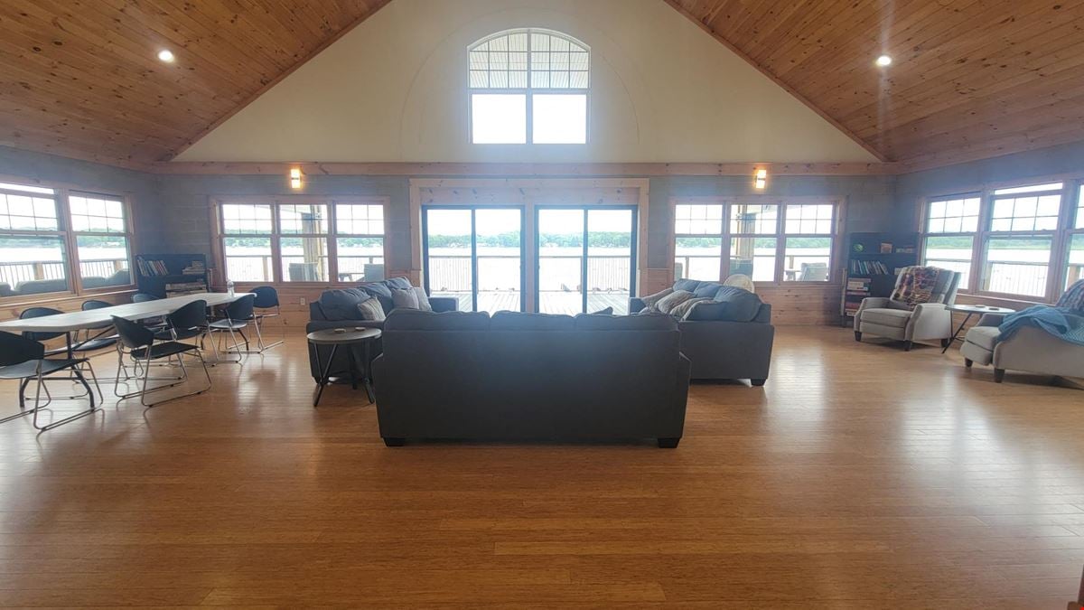 Warrior House Of Wny Lakefront Retreat