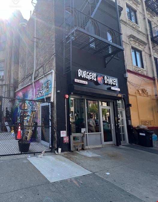 550 SF | 264 Bleecker Street | Turn-Key Restaurant with Glass Frontage for Lease