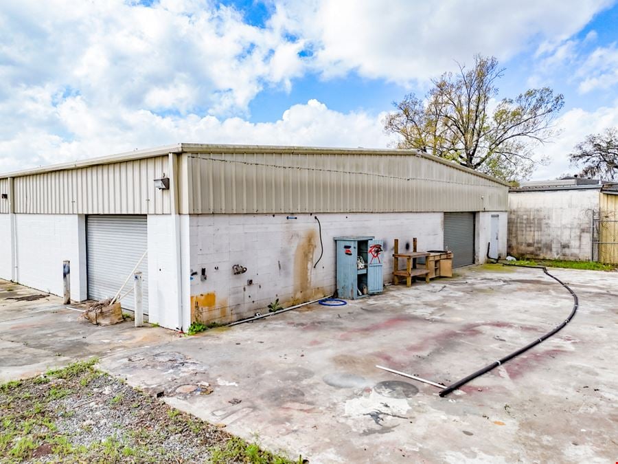 ±7,500 SF Climate-Controlled Office/Warehouse on S Choctaw Dr