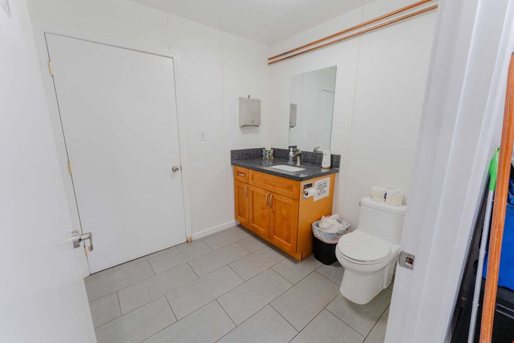 99-1245 Halawa Valley Street