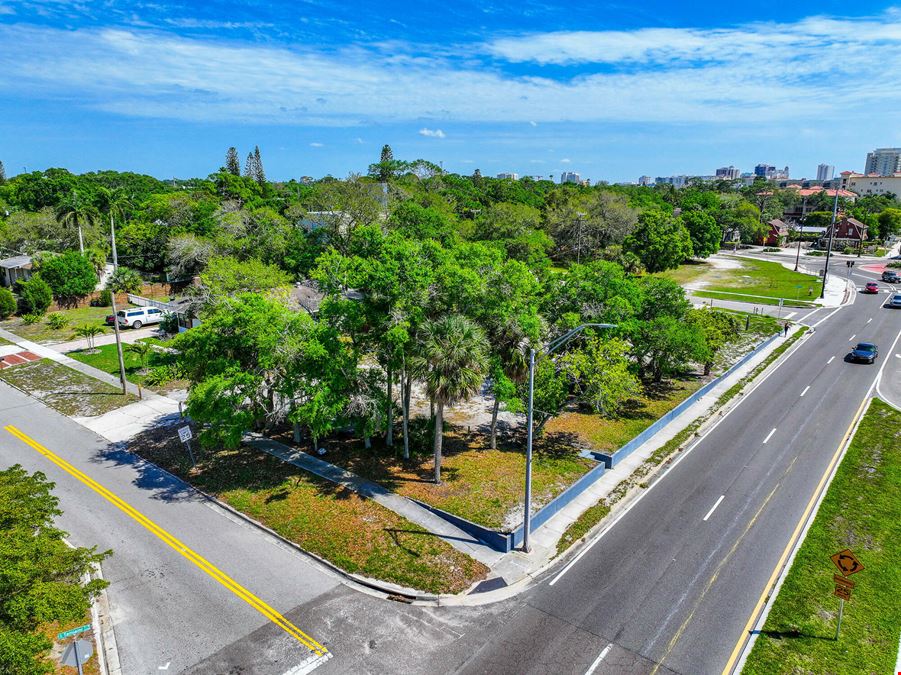 1500 N Tamiami Trl