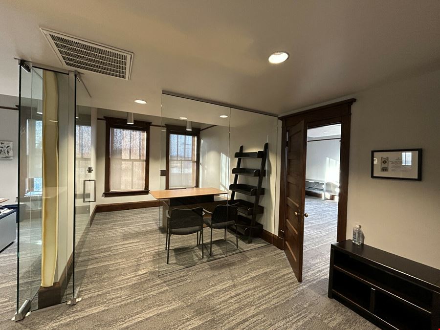 600 E. 7th Street, 2nd Floor
