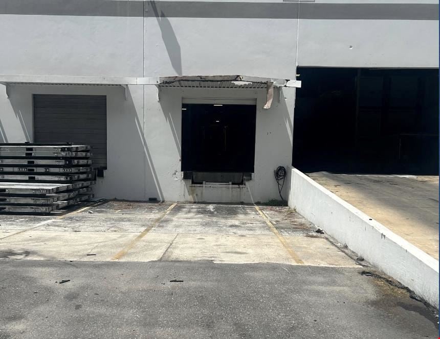 Jacksonville, FL Warehouse for rent - #1315 | 1,000-15,000 sq ft