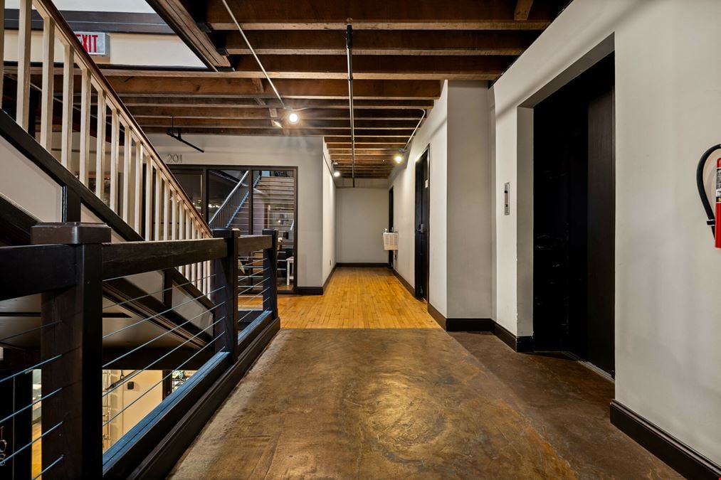 Co-Working Space in Downtown Move-In Ready
