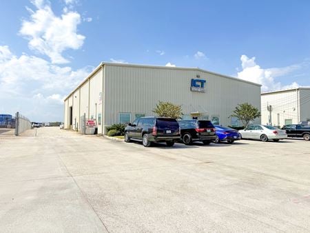 Preview of Industrial space for Rent at 407 Independence Parkway South