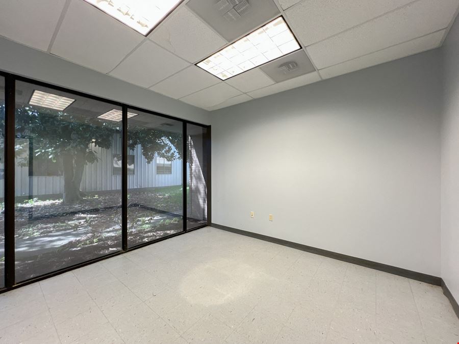 Large Office in the Rathborne Business Park